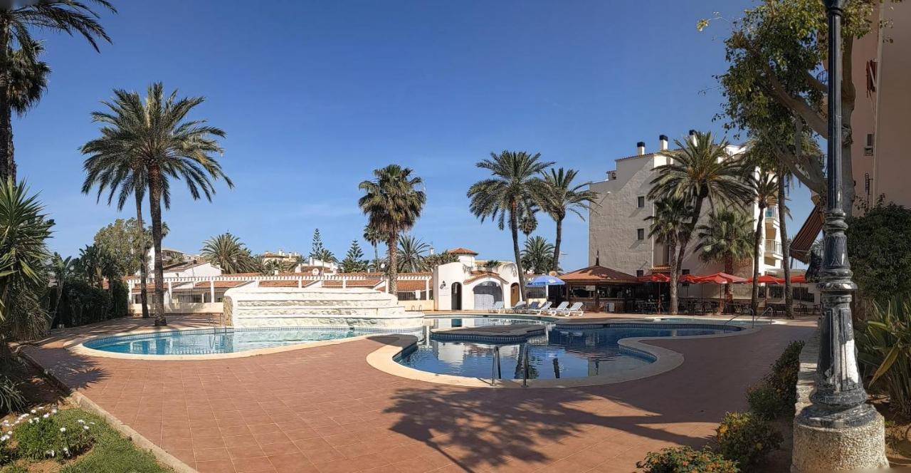 Estudio Con Piscina, Playa Y Wifi Denia Exterior photo