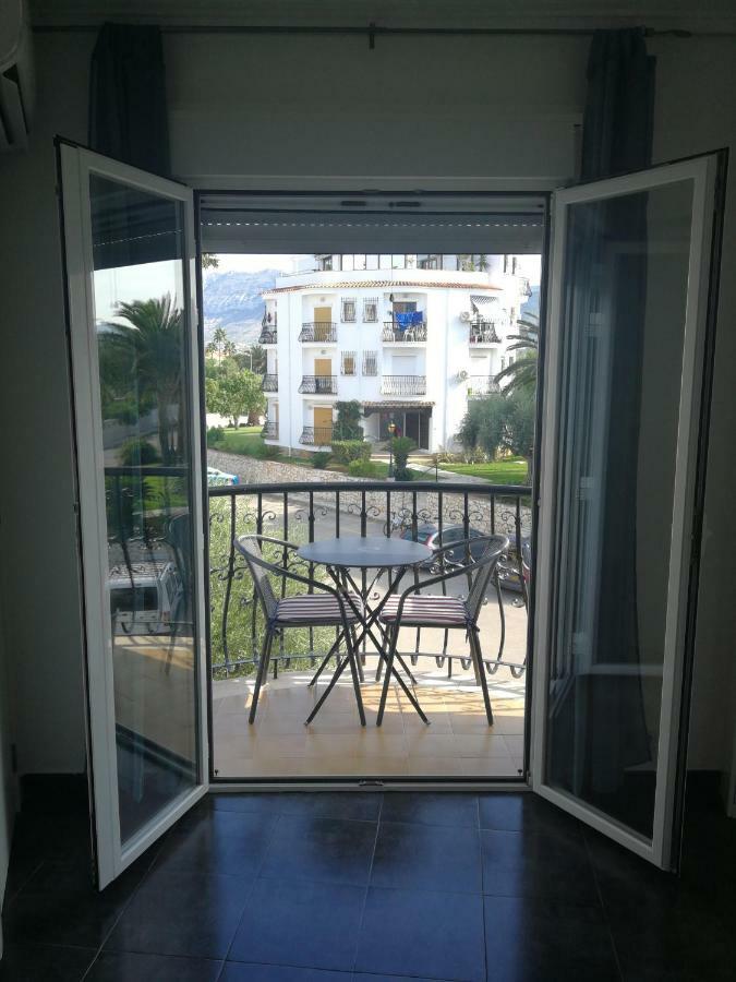 Estudio Con Piscina, Playa Y Wifi Denia Exterior photo
